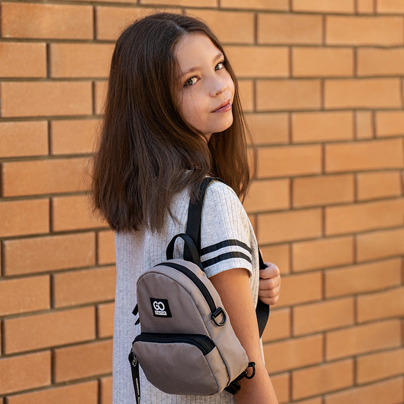 Міні рюкзак-сумка GoPack Education GO24-181XXS-1 бежевий
