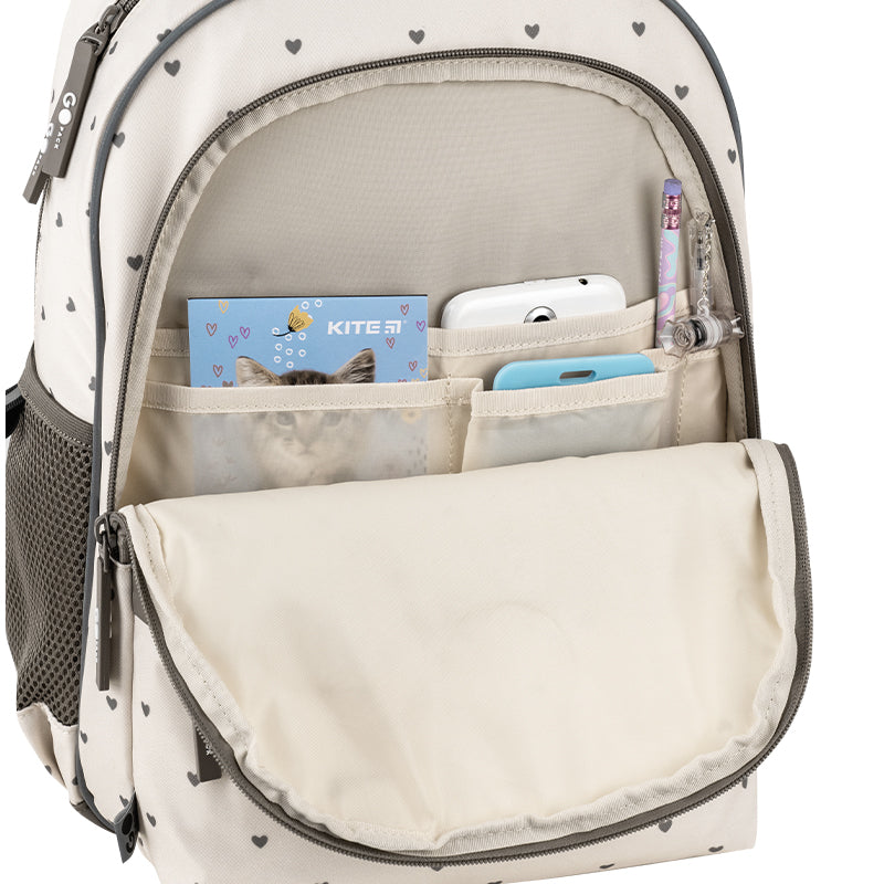 Рюкзак шкільний GoPack Education Beige Polka Dots GO26-182M-3